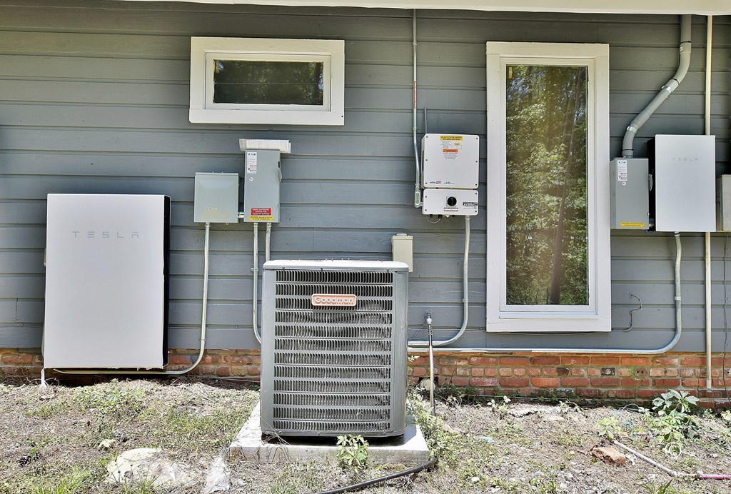 420 Cheyenne Road Columbus, GA 31904 - Photo 24 of 31 Live off the grid- Tesla battery for Solar energy