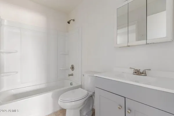 $1,700 | 615 North Arrowhead Drive, Unit 4, Chandler, AZ 85224