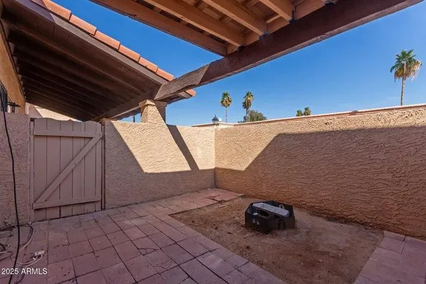 $1,700 | 615 North Arrowhead Drive, Unit 4, Chandler, AZ 85224