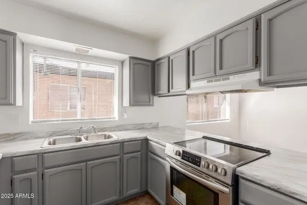 $1,700 | 615 North Arrowhead Drive, Unit 4, Chandler, AZ 85224