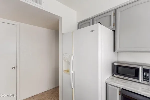 $1,700 | 615 North Arrowhead Drive, Unit 4, Chandler, AZ 85224