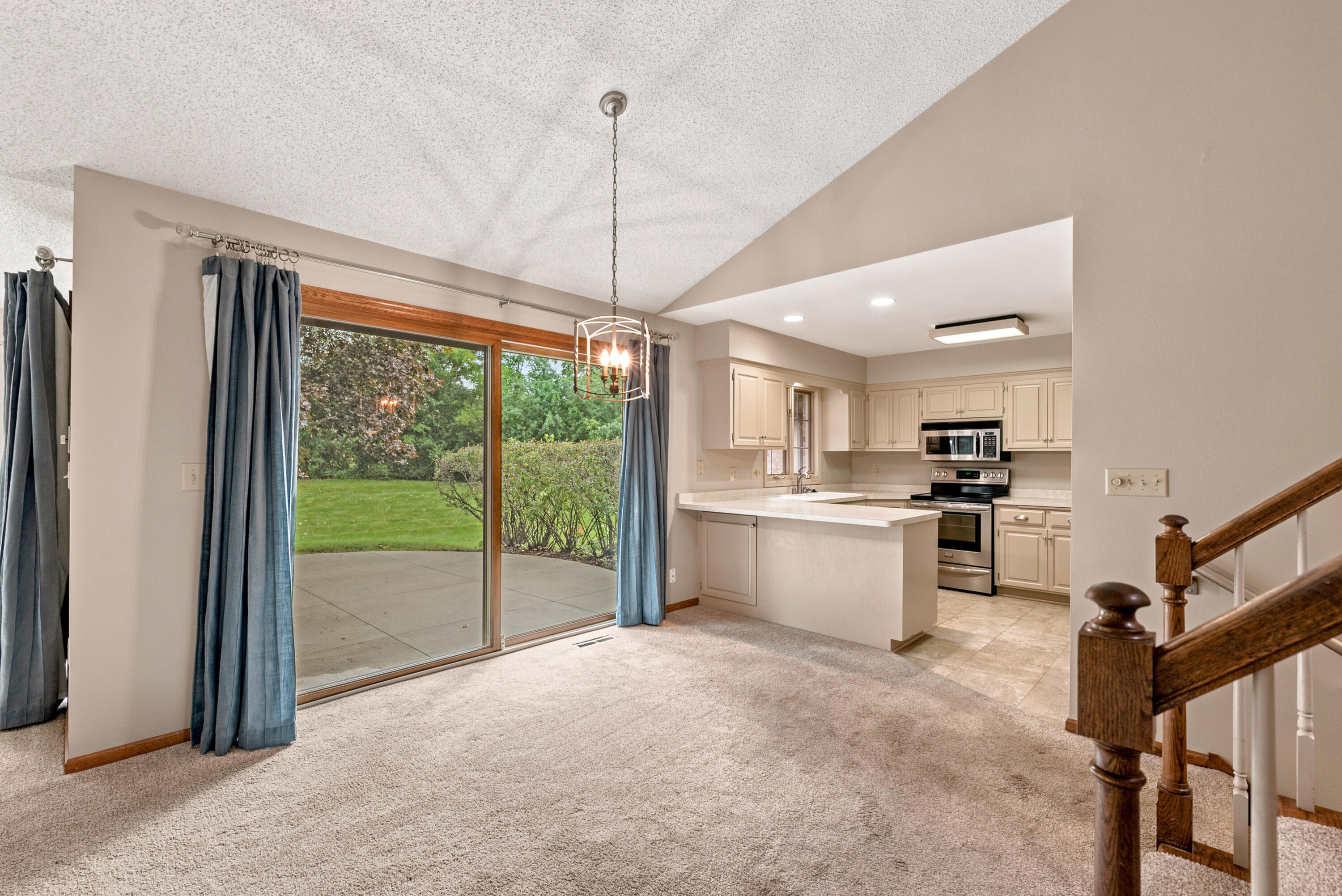3800 Yukon Road, Unit C Brookfield, WI 53045 - Photo 2 of 33 Dining Area