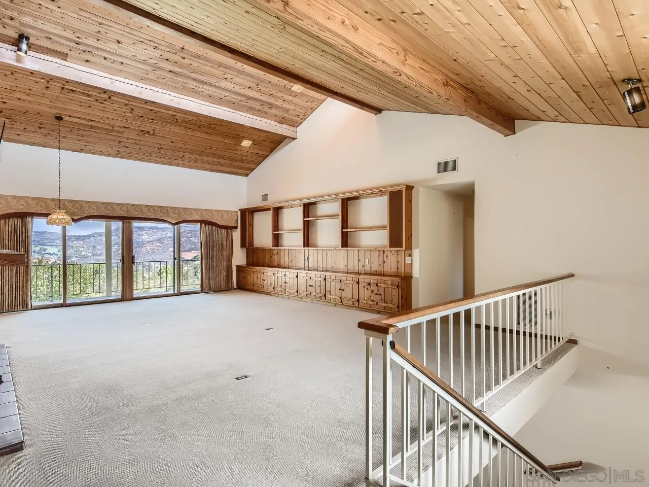 16363 Espola Road Poway, CA 92064 - Photo 7 of 43
