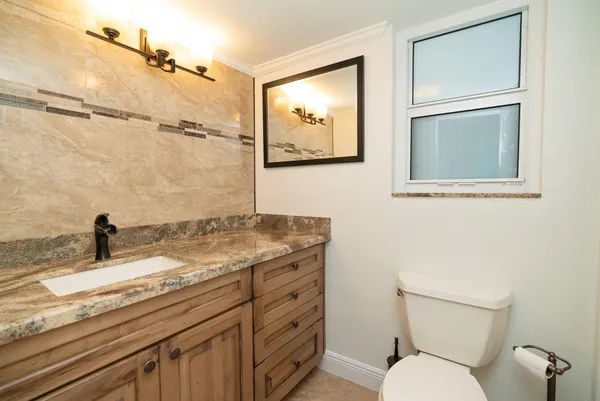 $219,900 | 2731 Northeast 14th Street Causeway, Unit 118, Pompano Beach, FL 33062