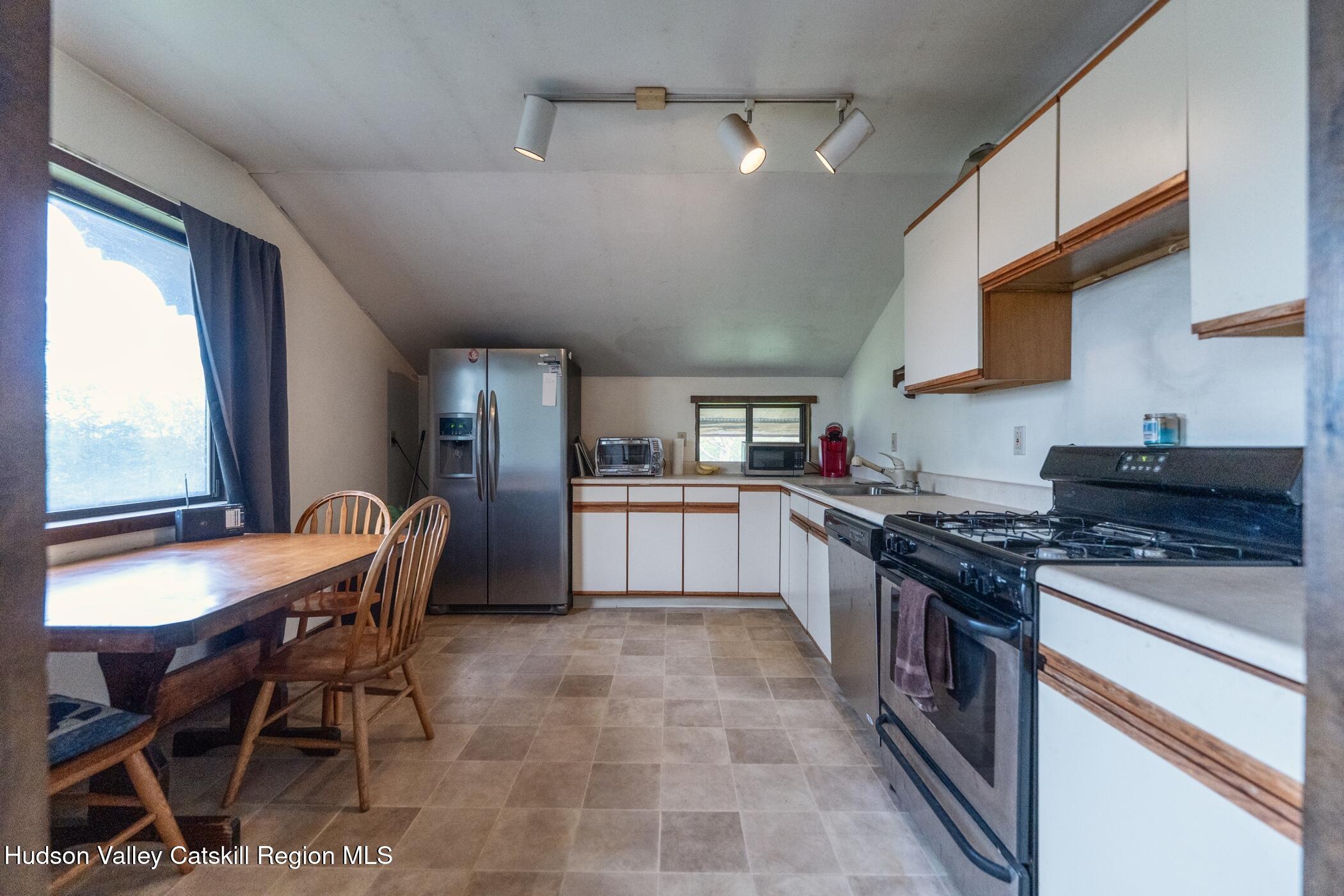 167 Hill Road Kingston, NY 12401 - Photo 37 of 68 Image-6