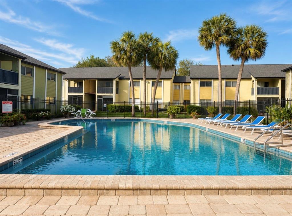 912 Lake Destiny Road, Unit D Altamonte Springs, FL 32714 - Photo 3 of 25