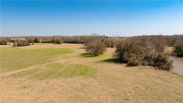 $2,995 | 4269 Wilcox Lane, Bryan, TX 77808