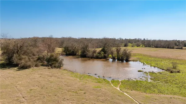 $2,995 | 4269 Wilcox Lane, Bryan, TX 77808