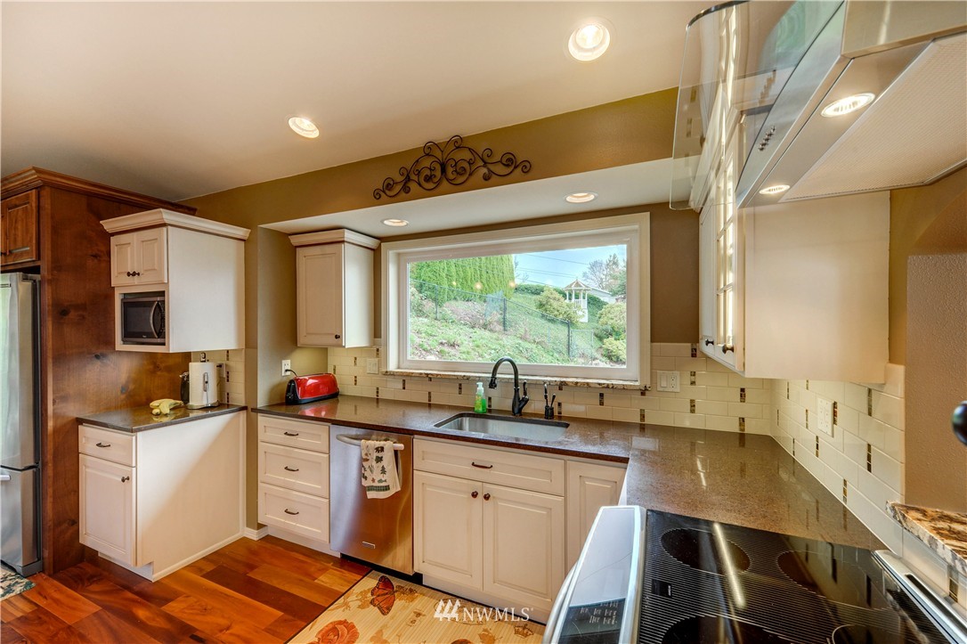 11201 Vernon Road Lake Stevens, WA 98258 - Photo 8 of 25 Gallery Image 8