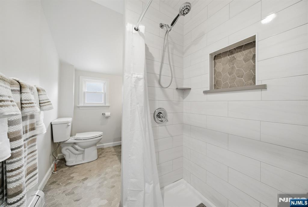 386 Kinderkamack Road Oradell, NJ 07649 - Photo 7 of 18