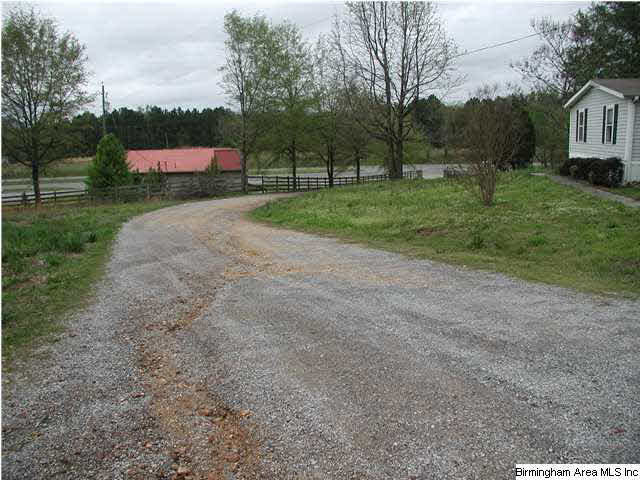 320 Robertson Lane Sterrett, AL 35147 - Photo 4 of 9