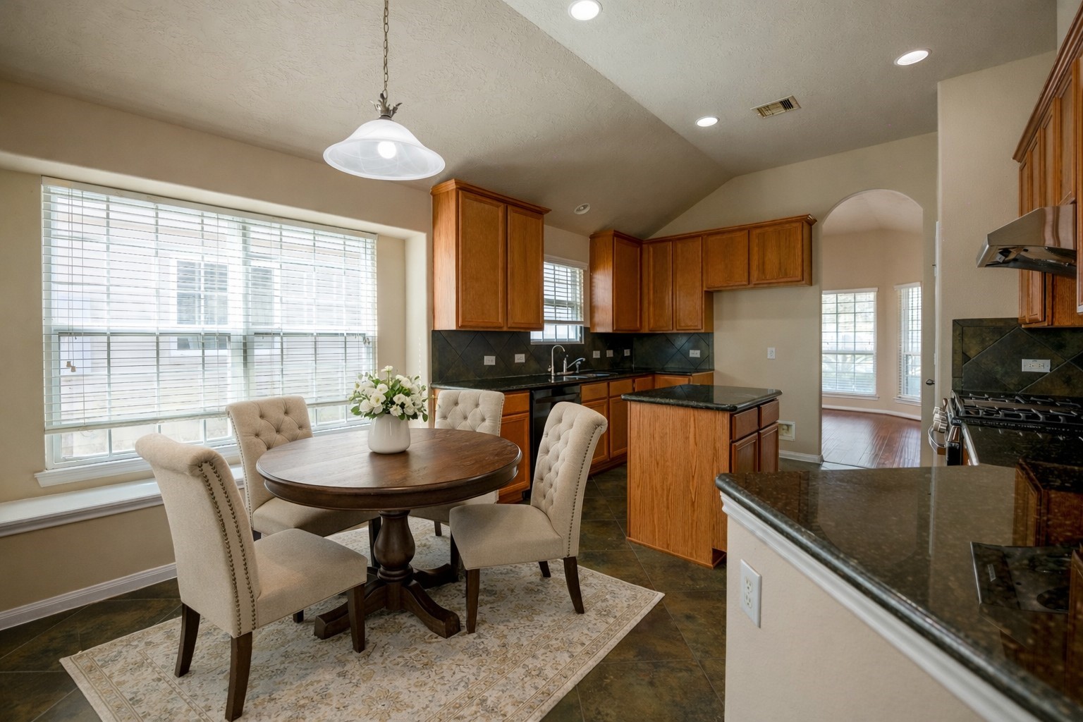 3435 Yasmine Ranch Drive Katy, TX 77494 - Photo 7 of 24 Breakfast area