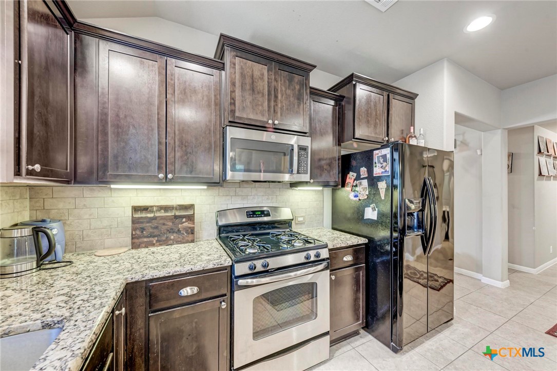 700 Cortona Cove Georgetown, TX 78628 - Photo 11 of 46 Kitchen