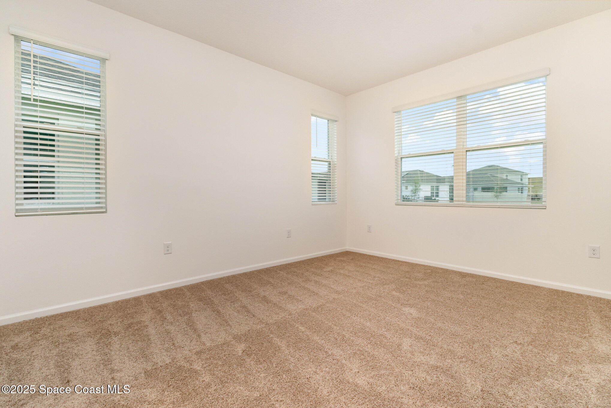 1045 Canfield Circle Palm Bay, FL 32909 - Photo 11 of 18 011_file_64