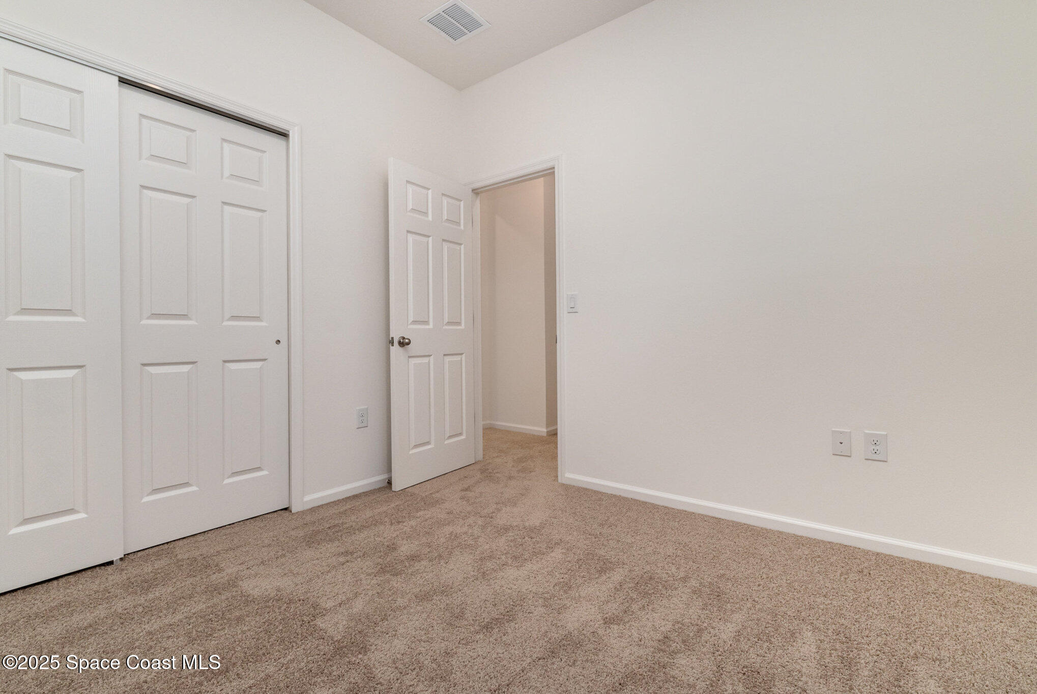 1045 Canfield Circle Palm Bay, FL 32909 - Photo 14 of 18 013_file_942