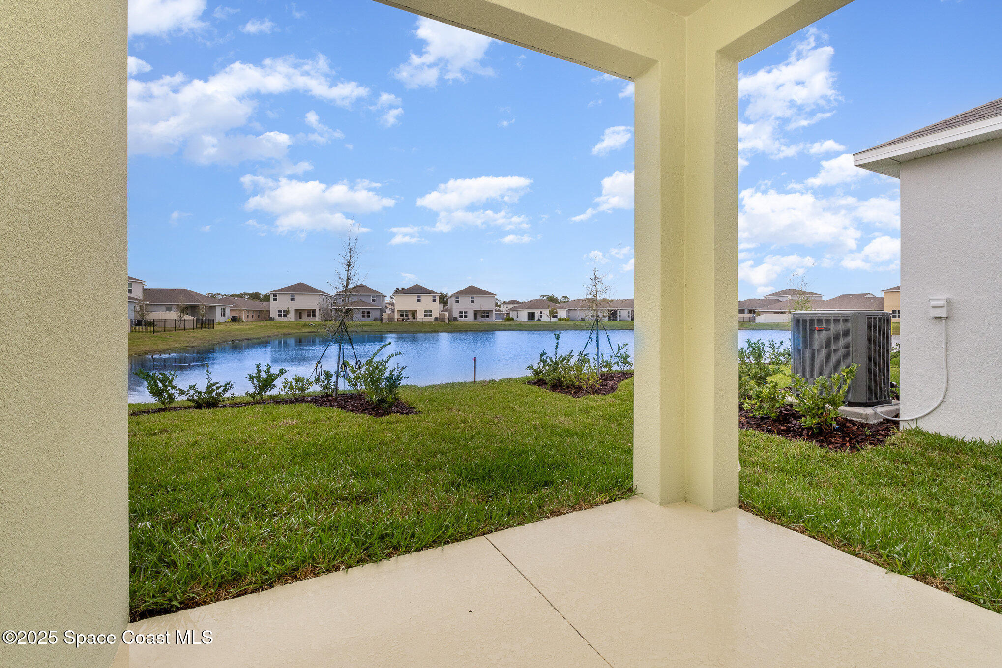 1045 Canfield Circle Palm Bay, FL 32909 - Photo 17 of 18 016_file_425