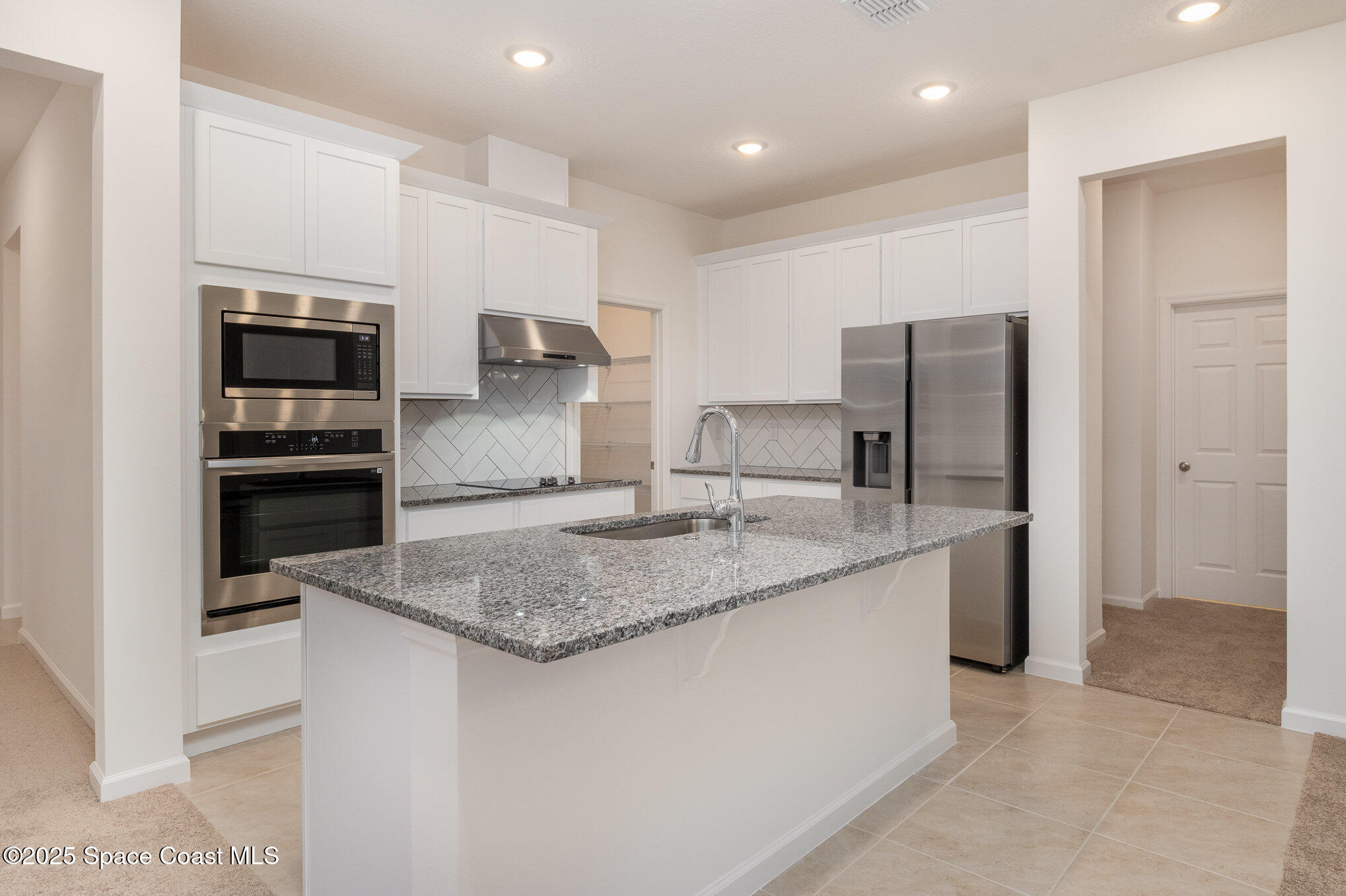 1045 Canfield Circle Palm Bay, FL 32909 - Photo 7 of 18 007_file_471