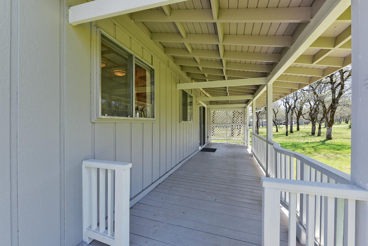 15955 Jones Road White City, OR 97503 - Photo 29 of 36 27