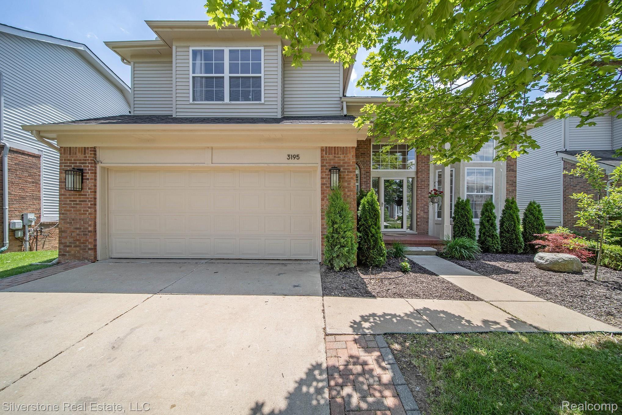 3195 Silverbrook Drive Rochester, MI 48306 - Photo 1 of 24 3195 Silverbrook_52.jpg