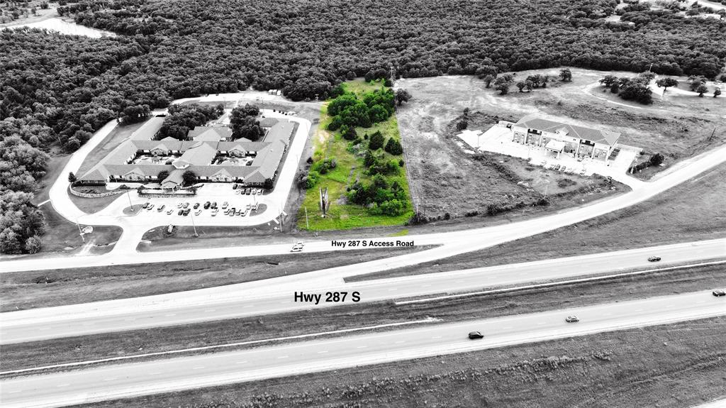 287 South Access Road Bowie, TX 76230 - Photo 3 of 20