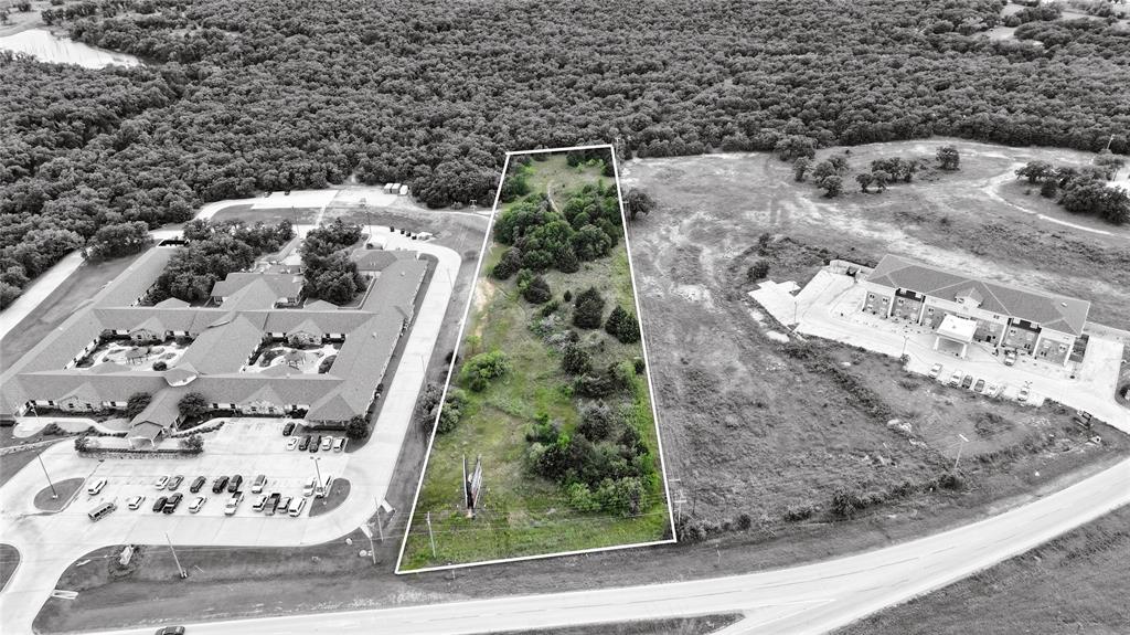 287 South Access Road Bowie, TX 76230 - Photo 8 of 20 a view of entryway