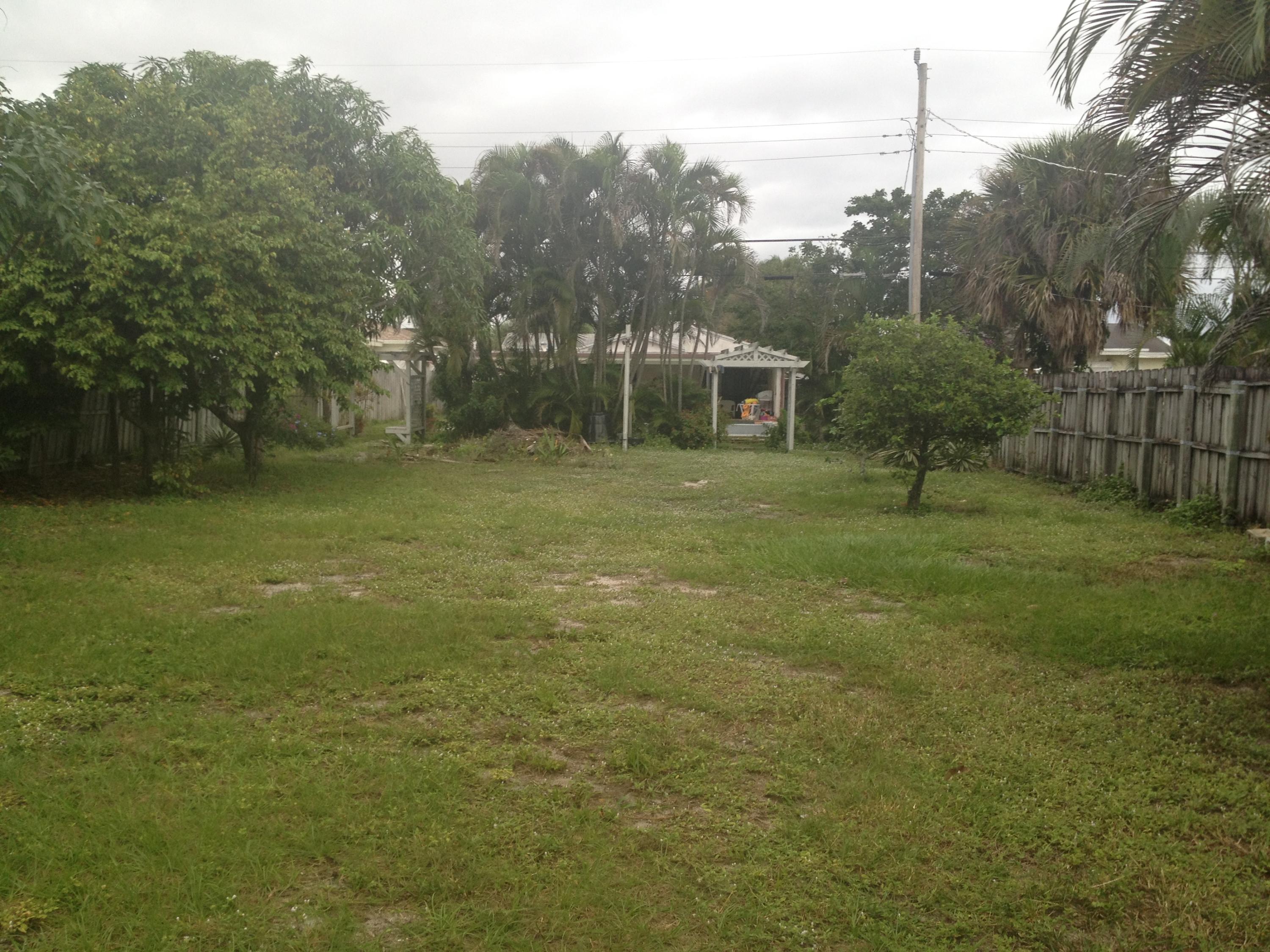 1074 James Road Lake Worth, FL 33462 - Photo 22 of 22 IMG_0459