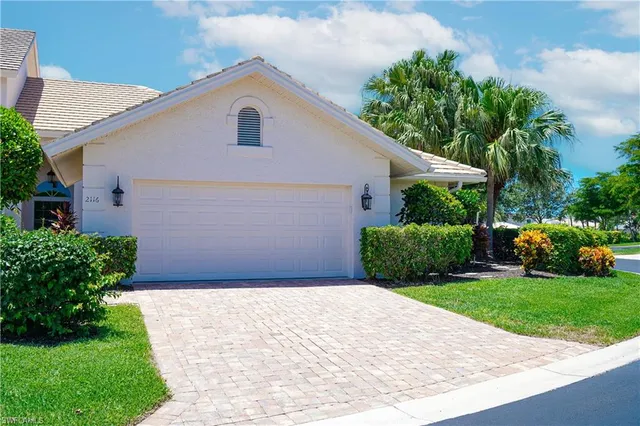 $799,000 | 2116 Paget Circle, Unit 1, Naples, FL 34112