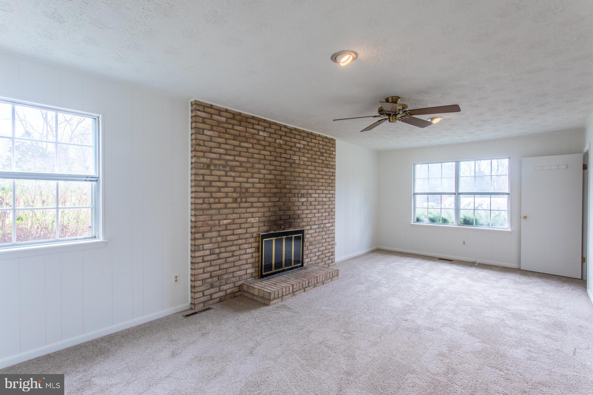 700 Sungold Road Reisterstown, MD 21136 - Photo 22 of 33 Den on main floor