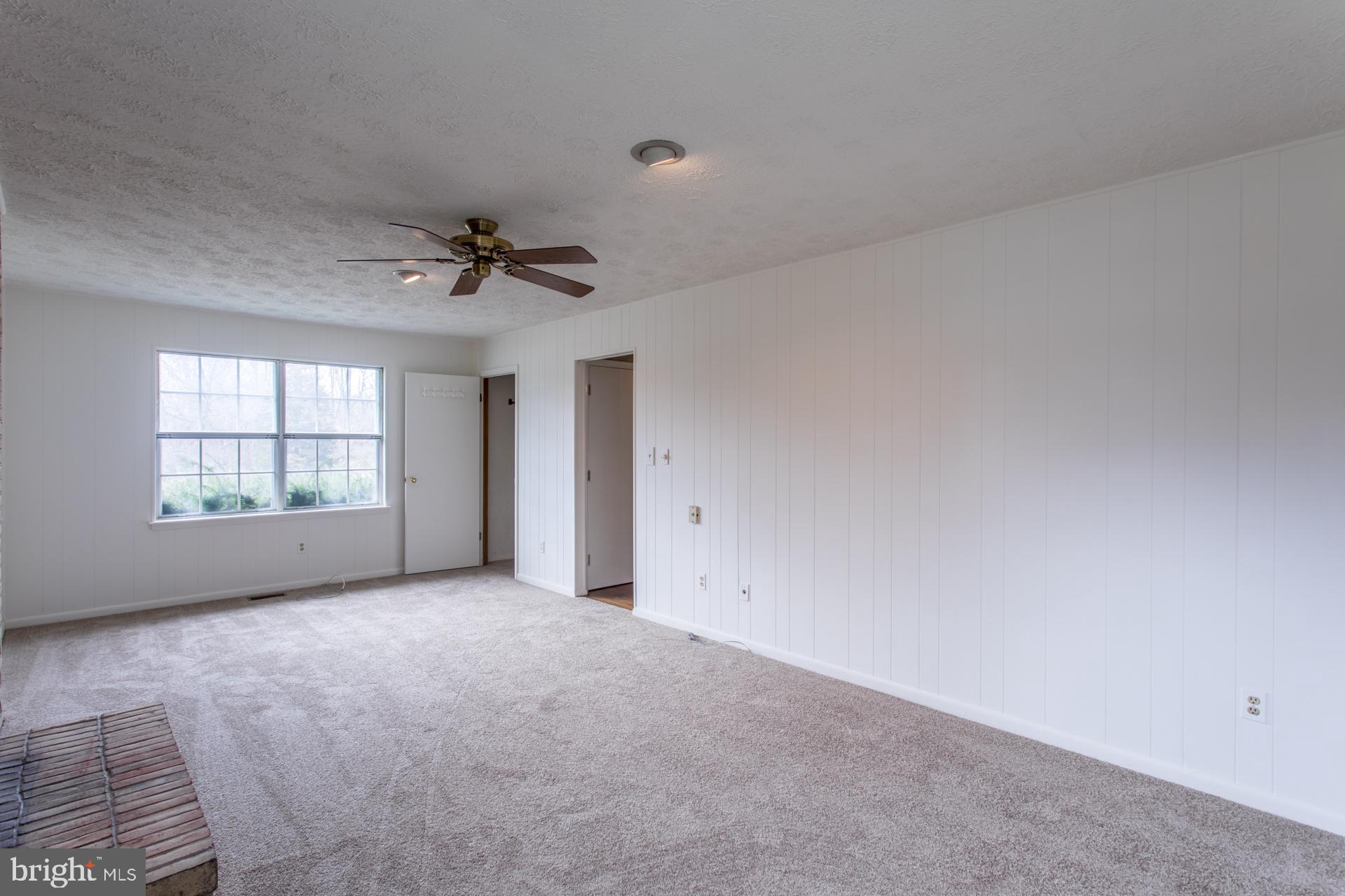 700 Sungold Road Reisterstown, MD 21136 - Photo 23 of 33 Den