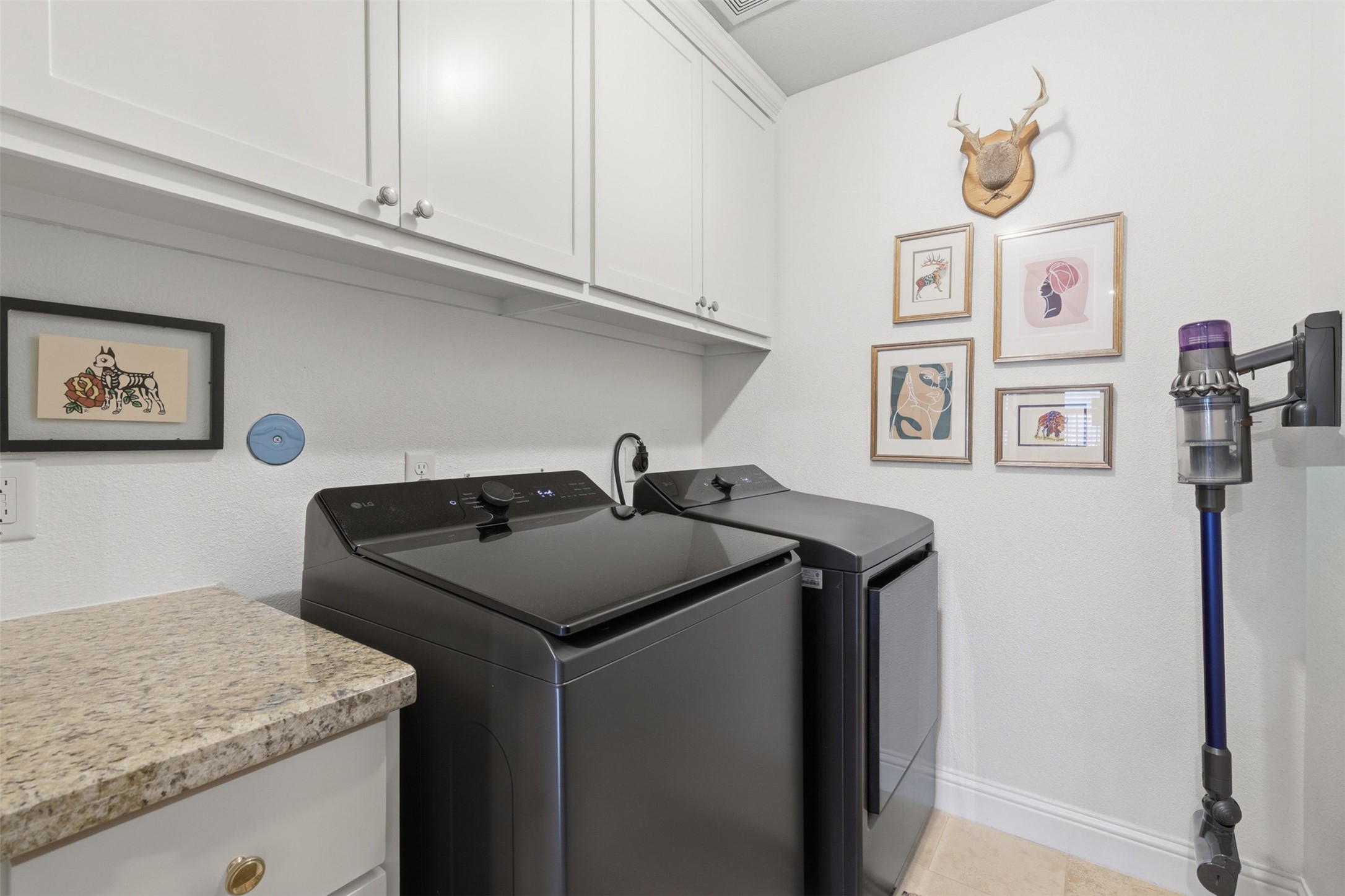 1956 Welch Street Houston, TX 77019 - Photo 22 of 29 Utility room located on the third floor