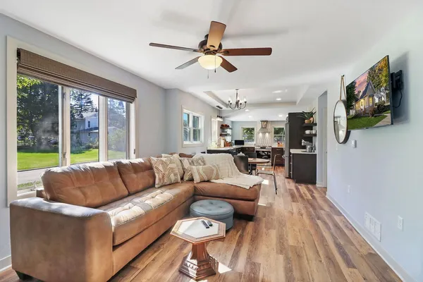 $3,200 | 922 Sage Street, Lake Geneva, WI 53147