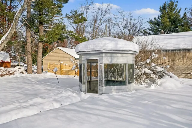 $145,000 | 6946 South Lakeview Avenue, Idlewild, MI 49642