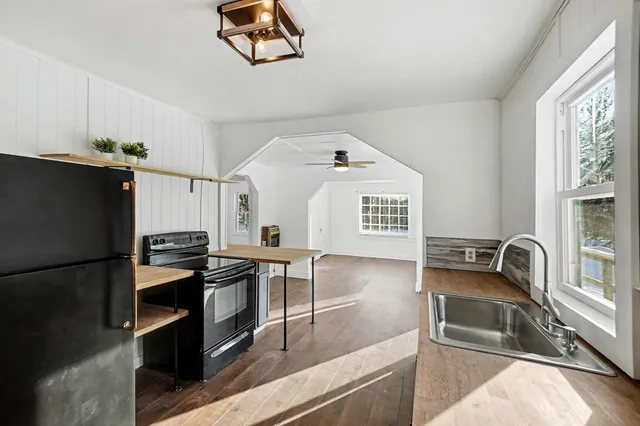 $145,000 | 6946 South Lakeview Avenue, Idlewild, MI 49642