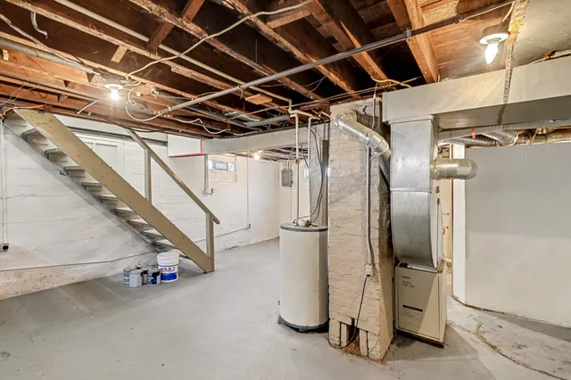 $145,000 | 6946 South Lakeview Avenue, Idlewild, MI 49642