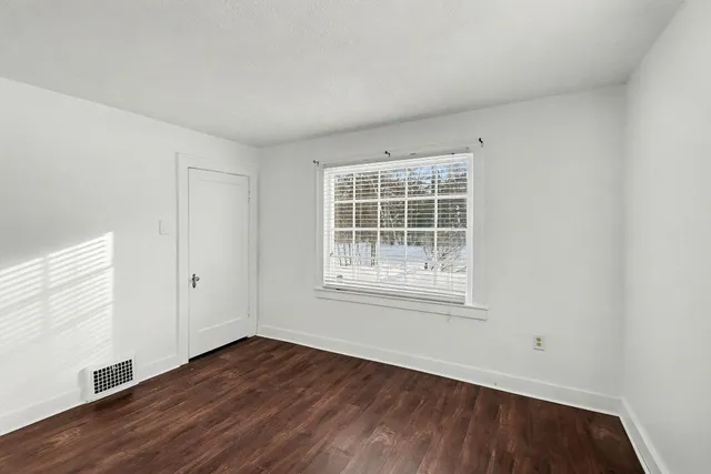 $145,000 | 6946 South Lakeview Avenue, Idlewild, MI 49642