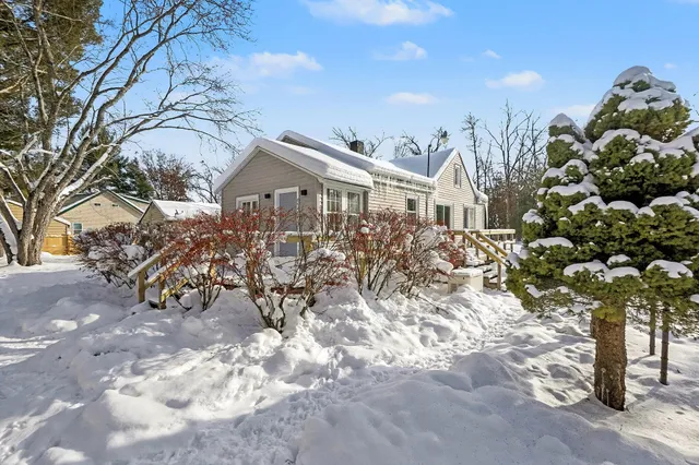 $145,000 | 6946 South Lakeview Avenue, Idlewild, MI 49642