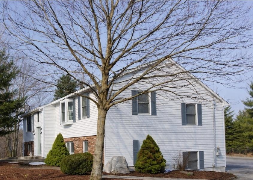 76 Franklin Street, Unit 1 Derry, NH 03038 - Photo 1 of 9