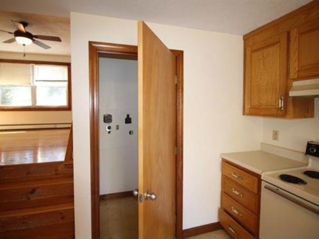 76 Franklin Street, Unit 1 Derry, NH 03038 - Photo 3 of 9