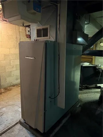 $260,000 | 729 East Lake Road, Transfer, PA 16154