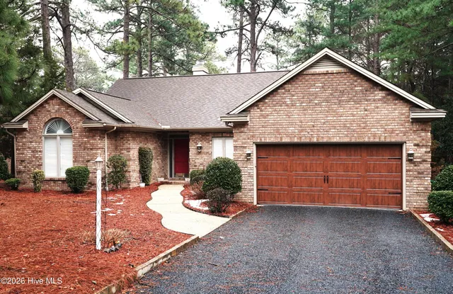 $632,500 | 40 Doral Drive, Pinehurst, NC 28374