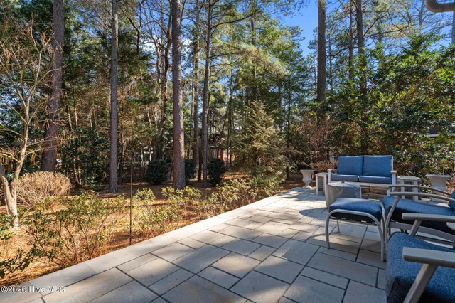 $632,500 | 40 Doral Drive, Pinehurst, NC 28374