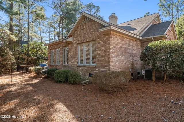 $632,500 | 40 Doral Drive, Pinehurst, NC 28374