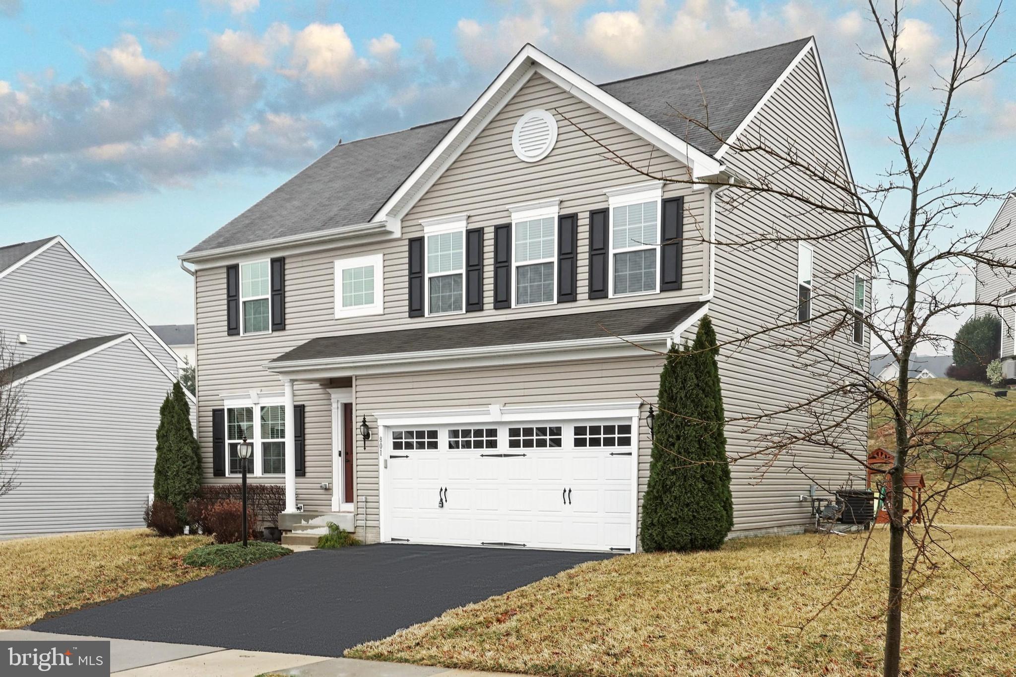 801 Countryside Road Seven Valleys, PA 17360 - Photo 3 of 47 Gallery Image 3