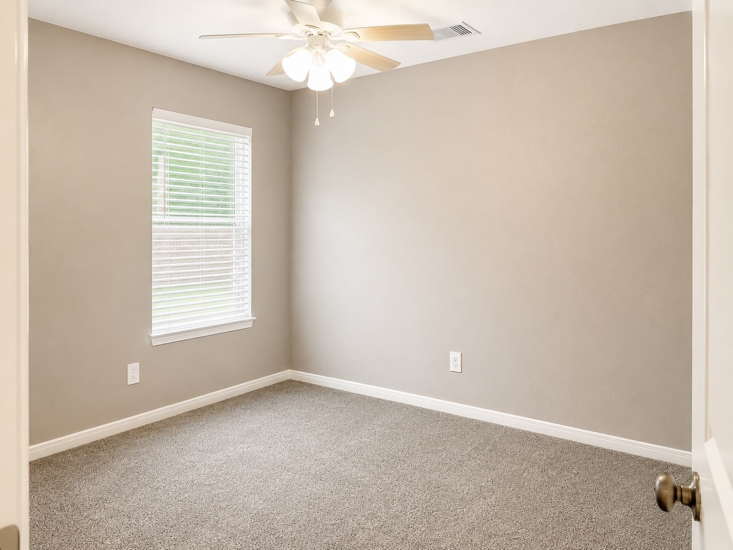 175 Mesquite Livingston, TX 77351 - Photo 11 of 21