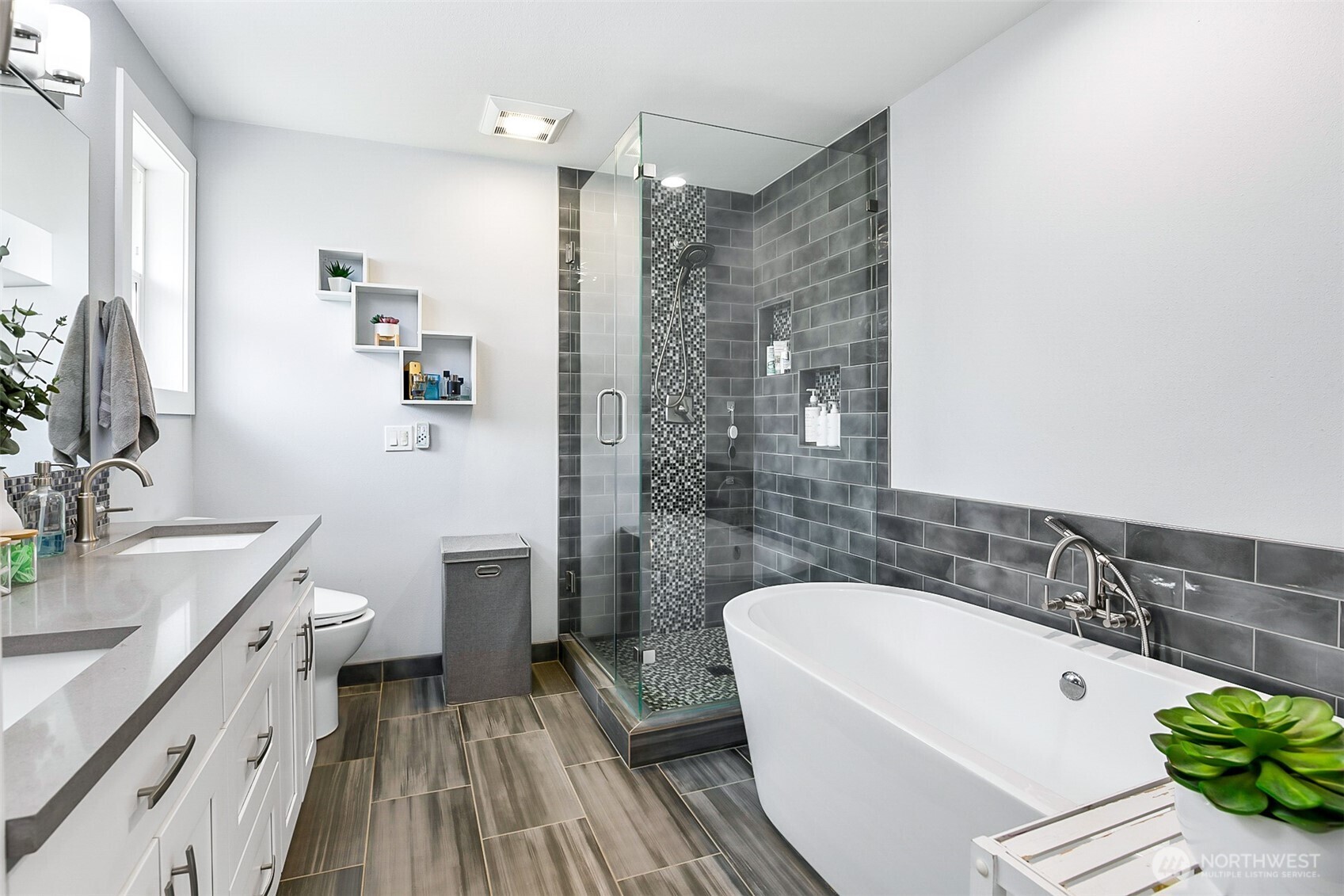1939 Grandview Road Ferndale, WA 98248 - Photo 26 of 39 a bathroom with a bathtub a sink a toilet and a shower