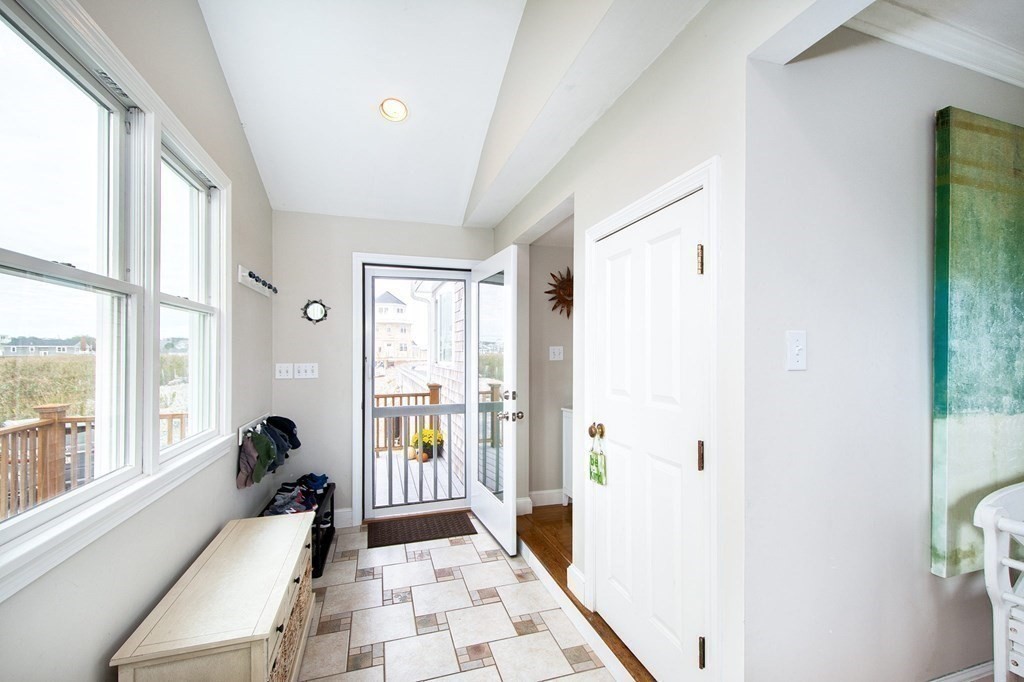 29 Seaside Road Scituate, MA 02066 - Photo 9 of 25 Gallery Image 9