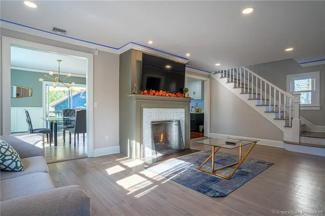 $669,000 | 18 Fenway Street, Stamford, CT 06902