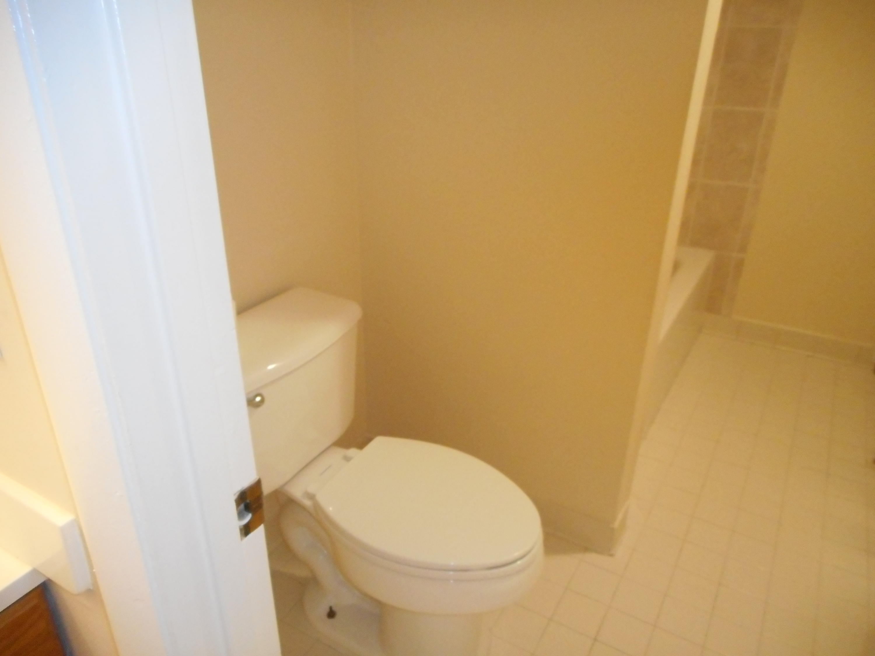 1605 Highway 1, Unit M2104 Jupiter, FL 33477 - Photo 12 of 26 Master Bath