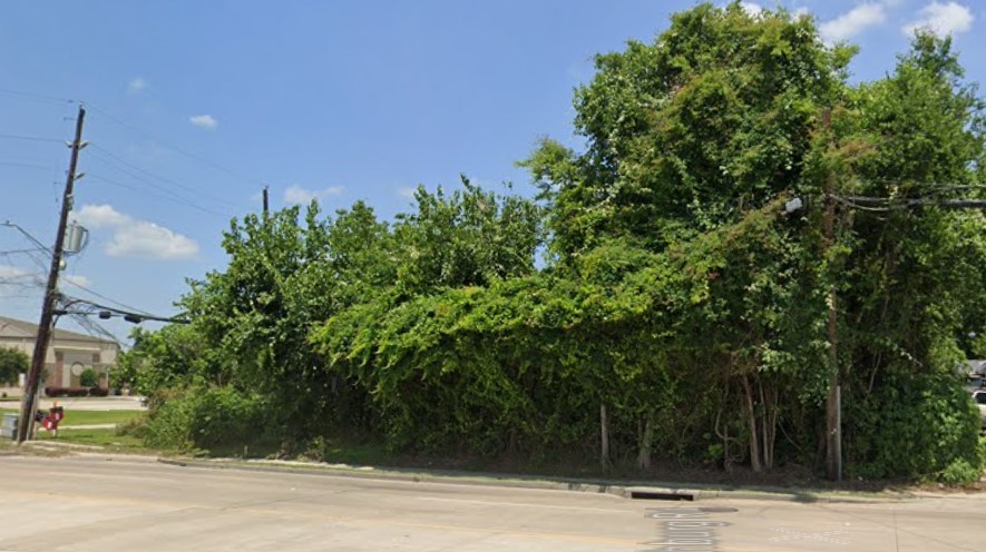 12902 Crosby Lynchburg Road Crosby, TX 77532 - Photo 3 of 4 a view of a yard