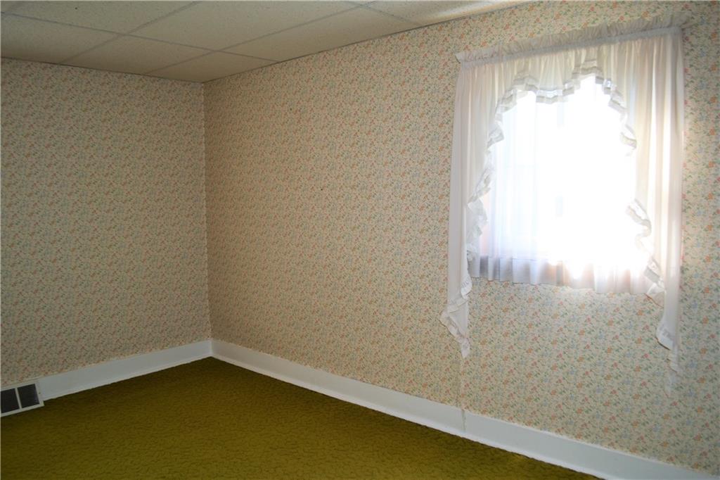 922 Main Street East Rural Valley, PA 16249 - Photo 9 of 20 a view of empty room with window